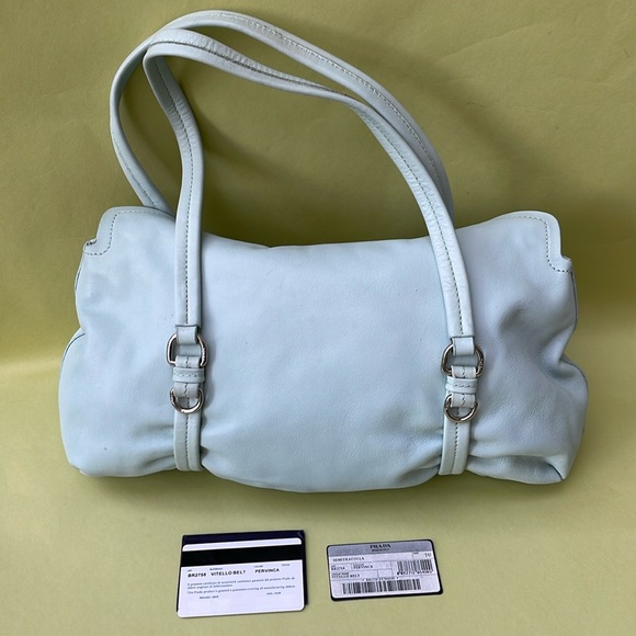 Vintage baby blue/silver Prada leather bag with certificate of authenticity - Picture 7 of 17